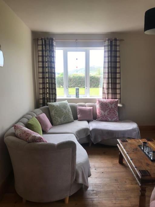 Rosie'S Pad Villa Louisburgh Eksteriør billede