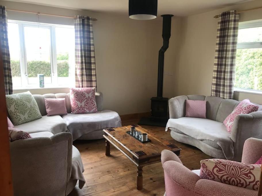 Rosie'S Pad Villa Louisburgh Eksteriør billede
